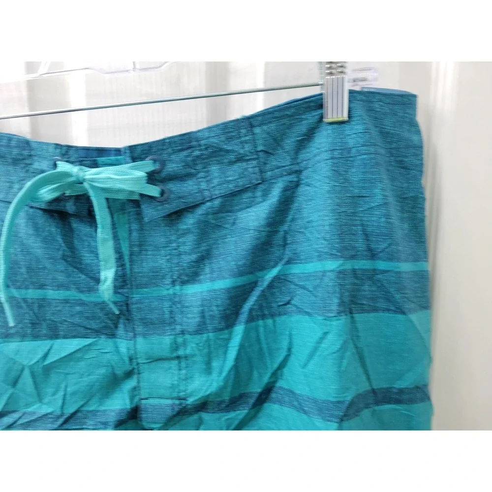 Old Navy Men's XL Board Shorts Blue/Green, Drawstring, Inseam 9